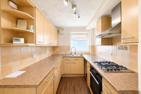 Portway Close, Bitterne, Southampton photo 3