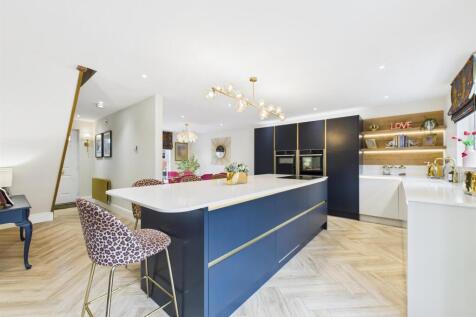 Superb Open Plan Living Space