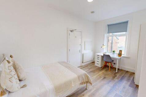 9 Cardigan Terrace NE6 5NU photo 4
