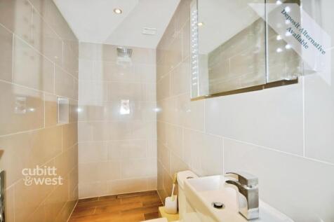 Northgate Road, Crawley, RH10 photo 3