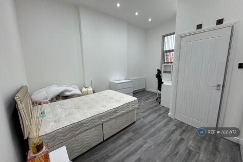 Avenue Road, Leamington Spa, CV31 photo 4