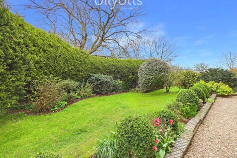 Side garden