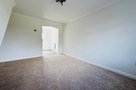 Templecombe Road, Bishopstoke, Eastleigh, SO50 photo 3