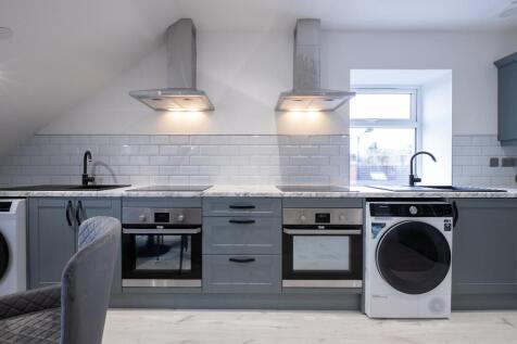 Flat 3, De La Beche Street, Swansea, Wales, SA1 photo 3