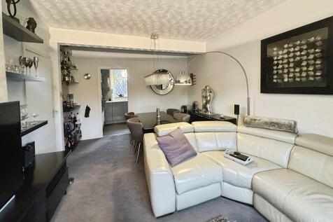 Living Room/ Diner