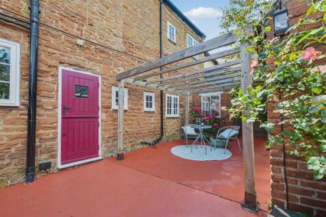 Rear Court Yard.jpg