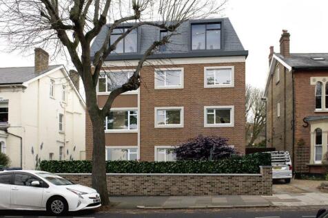 Beverley Place, Ealing - 2.jpg
