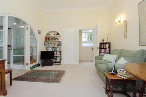 103 the close ph20.JPG