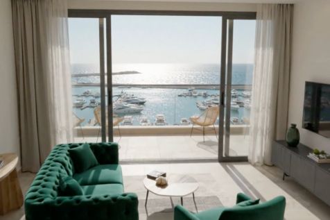 Marina &amp; Sea Views