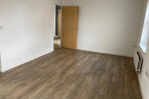 Alder Court, Redhouse Park, Milton Keynes, MK14 photo 3