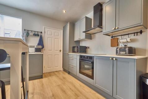 Rear Dining Kitchen
