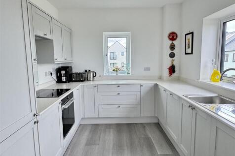 Open Plan Kitchen Diner: