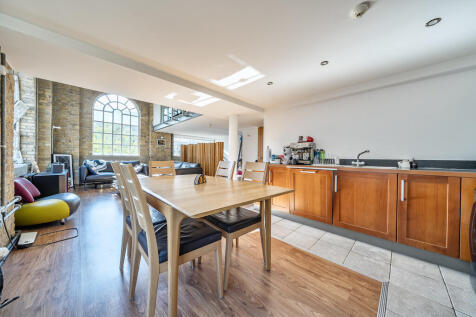 1344539-9-68b1d2f...