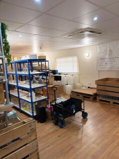 Office to rent Image 10