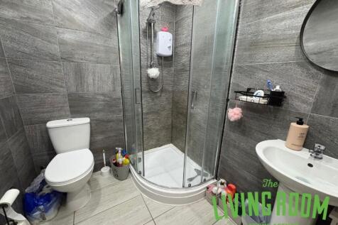 gf bathroom