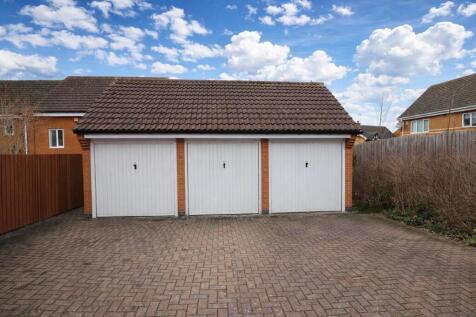 Garage &amp; Parking
