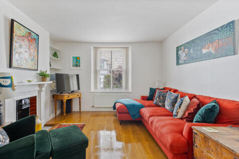 A06 - 3 Somerset Place, Totnes - 250728