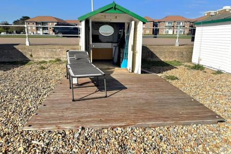 Beach Hut 77 - Front2.jpg