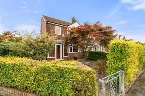 Sale, M33 - property photo