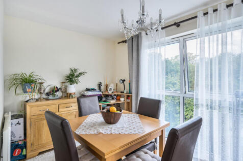 1349052-14-68b9a2...