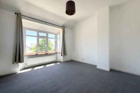 Merton Avenue, Stratton, Swindon, Wiltshire, SN2 photo 5