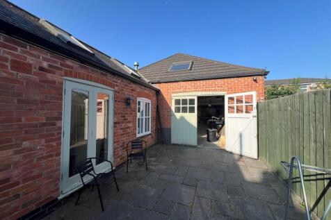 workshop entrance.jpg