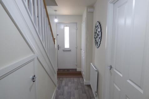 Maxfield Crescent, Lawley Village, Telford, TF3 photo 3