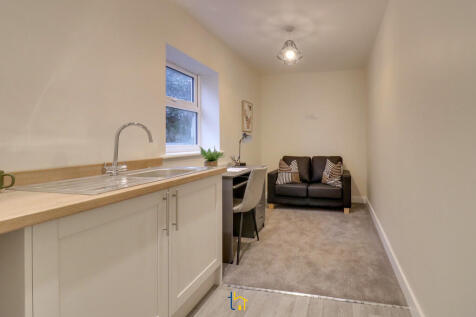 Bridge Road, Coalville photo 3