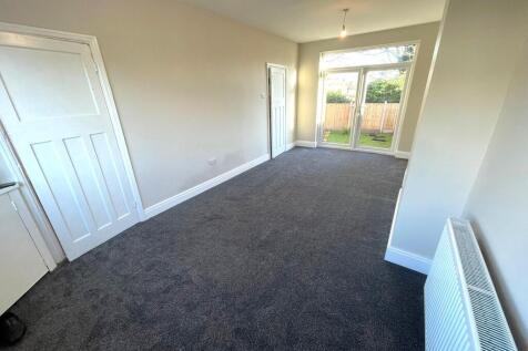 Acre Road, Ellesmere Port, Cheshire, CH66 photo 3