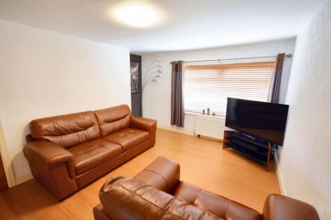 Alison Grove, Eccles, M30 photo 4