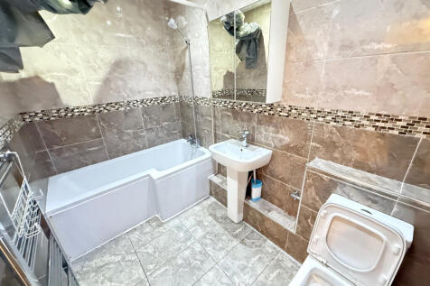 290 Barlow Road, Levenshulme, Manchester, M19 photo 4