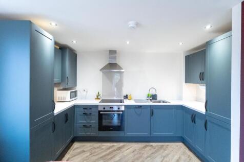Whitby Drive, Winnington, CW8 photo 3