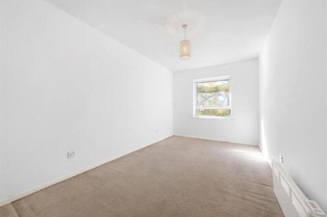 Berkeley Court-1.JPG