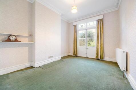 11 Reddons Road-3.JPG
