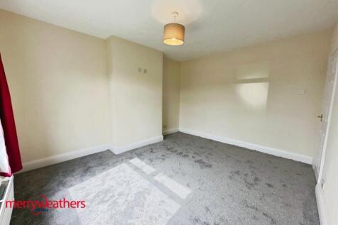 Greenfoot Lane, Barnsley, S75 photo 4