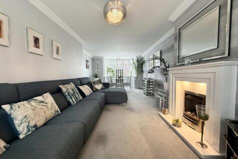 Whateley Crescent, Castle Bromwich, Solihull photo 4