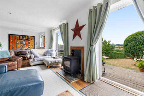 A15 - 2 Barnfield, East Allington - 260727