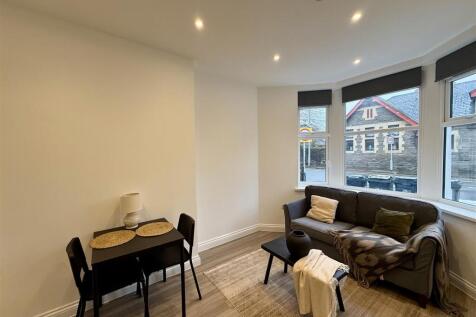 Colum Road, Cathays photo 3