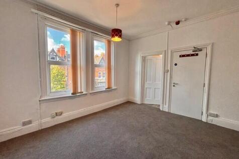 Strensham Rd, Moseley, B12 9RR photo 3