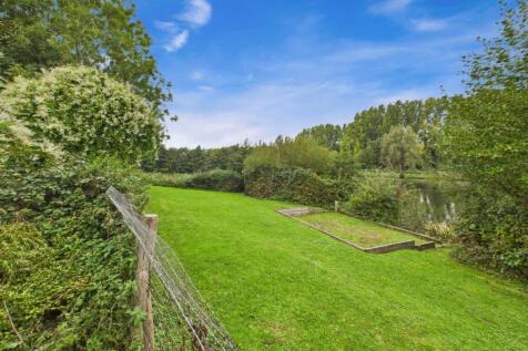 Garden View Of Lakes