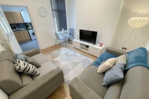 3-bed terraced on Cotswold Street, Liverpool, £585/mo