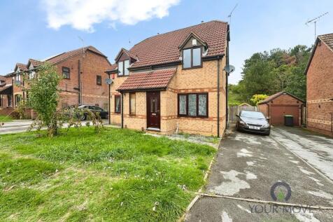 2-bed semi-detached on Roewood Close, Kirkby-in-Ashfield, Nottingham, Nottinghamshire, NG17, £875/mo
