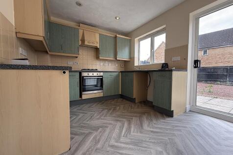 Standish Court, Sugar Way, Peterborough photo 3