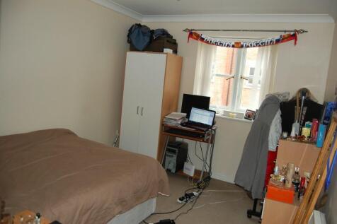 Hatcher Crescent, Colchester, Essex, CO2 photo 4