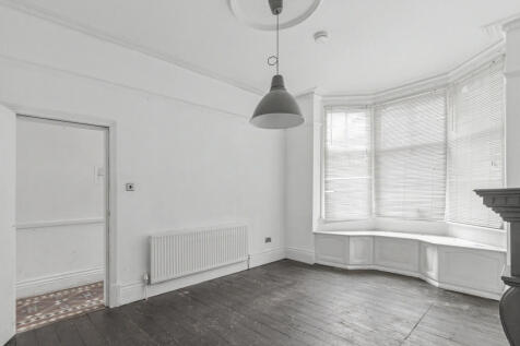 40 Upperton Road, Leicester, LE3 0HB