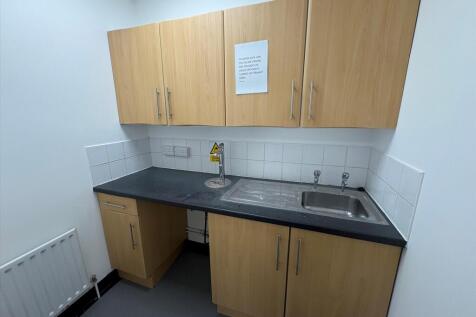 Office to rent Image 6