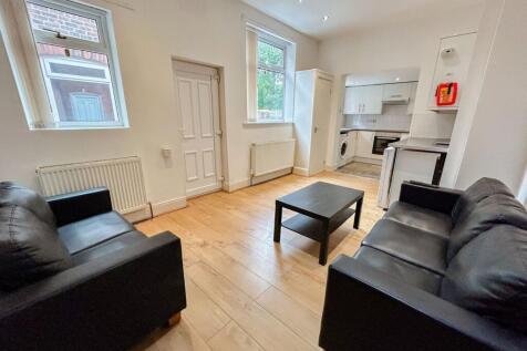 Mabfield Road, Manchester, Greater Manchester, M14 photo 3