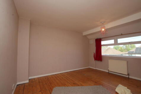 Meadway Close, Kettering, North Northamptonshire photo 4
