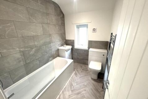 Holbeach Close, Wymering, Portsmouth, PO6 photo 3