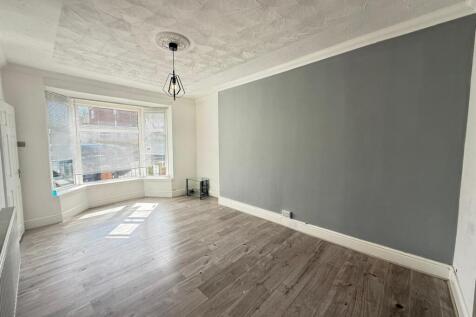 WhatsApp Image 2025-04-17 at 15.29.58_0110877f